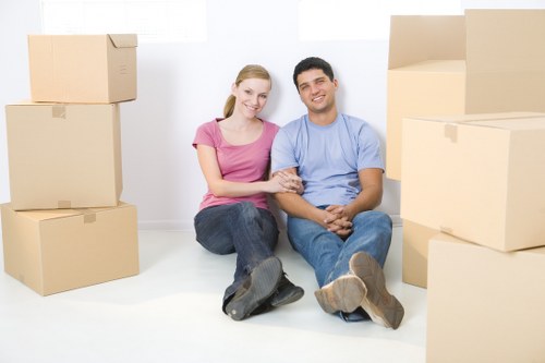 Commercial office packing services in Manandvan Fulham